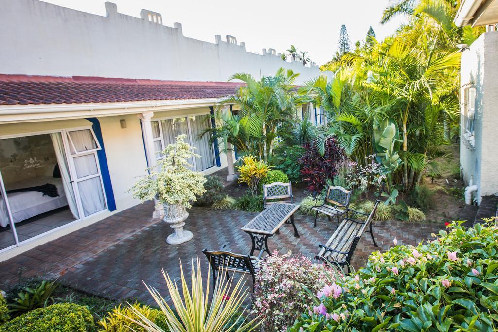 Santorini Guesthouse East London Εξωτερικό φωτογραφία